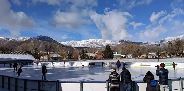 Scenic Midway Ice Skating Rink
